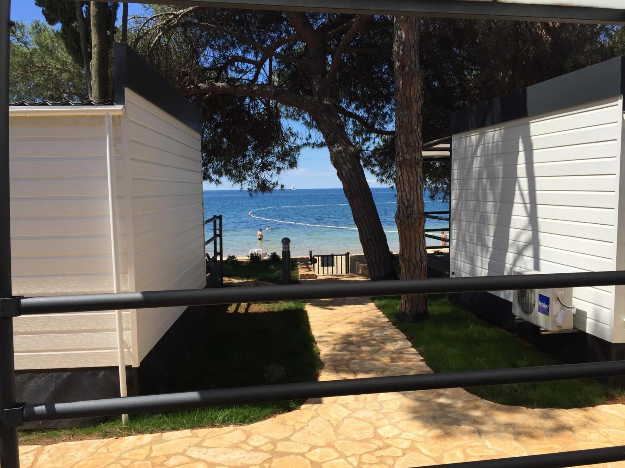 Boutique Camping Materada Beach Hotell Poreč Rom bilde