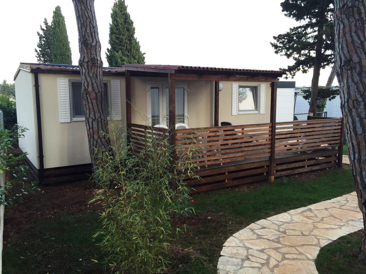 Boutique Camping Materada Beach Hotell Poreč Rom bilde